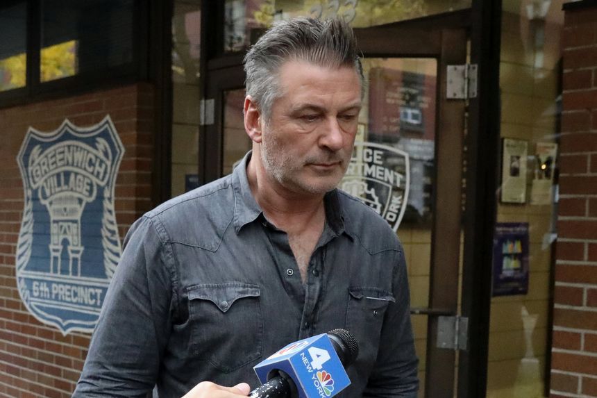 Alec baldwin
