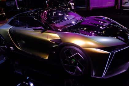 Salon de l'Auto Porte de Versailles à Paris le 17 octobre 2022. Le concept-car E-Tense de DS Automobile du groupe Stellantis  © Jonathan Eden